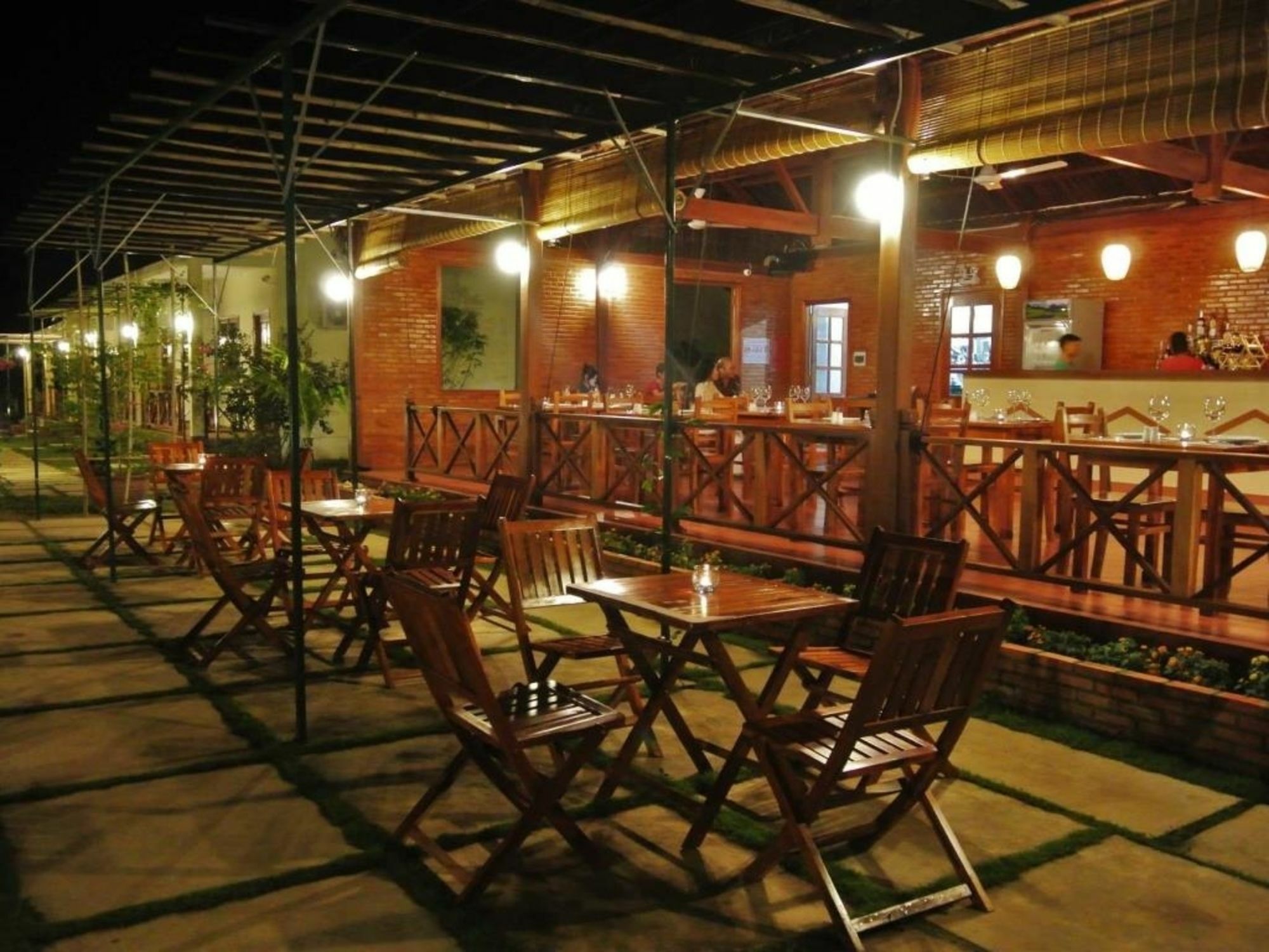 Spring Garden Homestay Дуонг-Донг Экстерьер фото